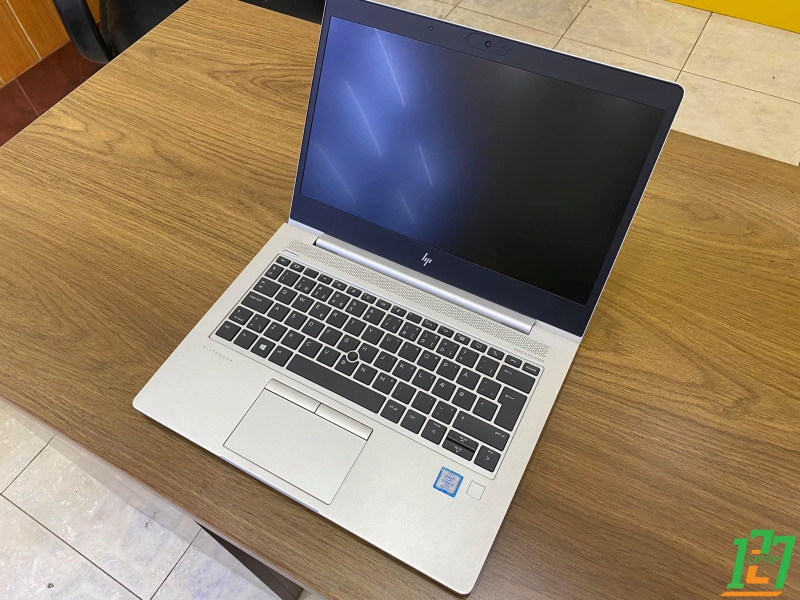 HP ELITEBOOK 830 G5 NEW 99% thumb