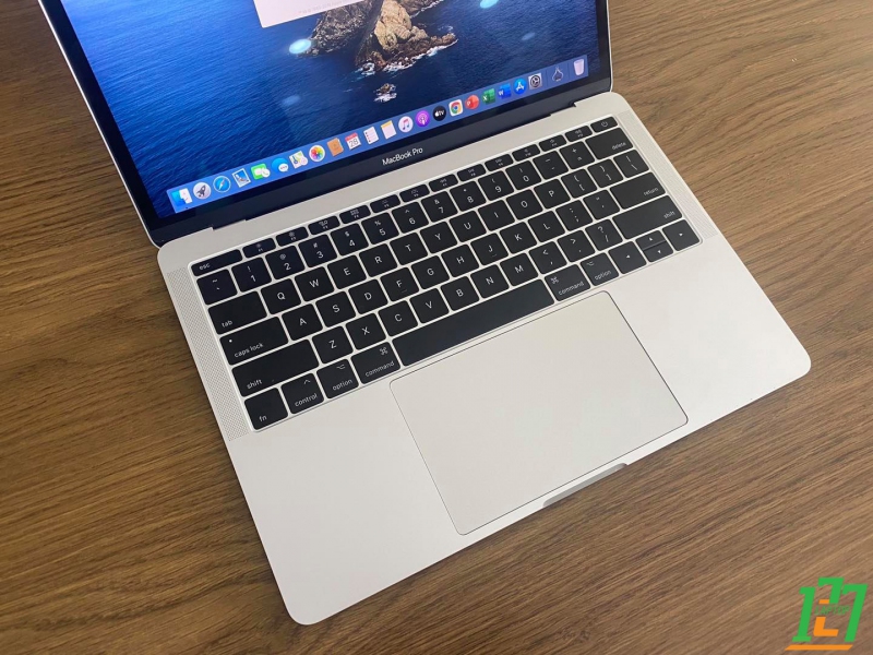 MACBOOK PRO 2017 GIÁ RẺ thumb