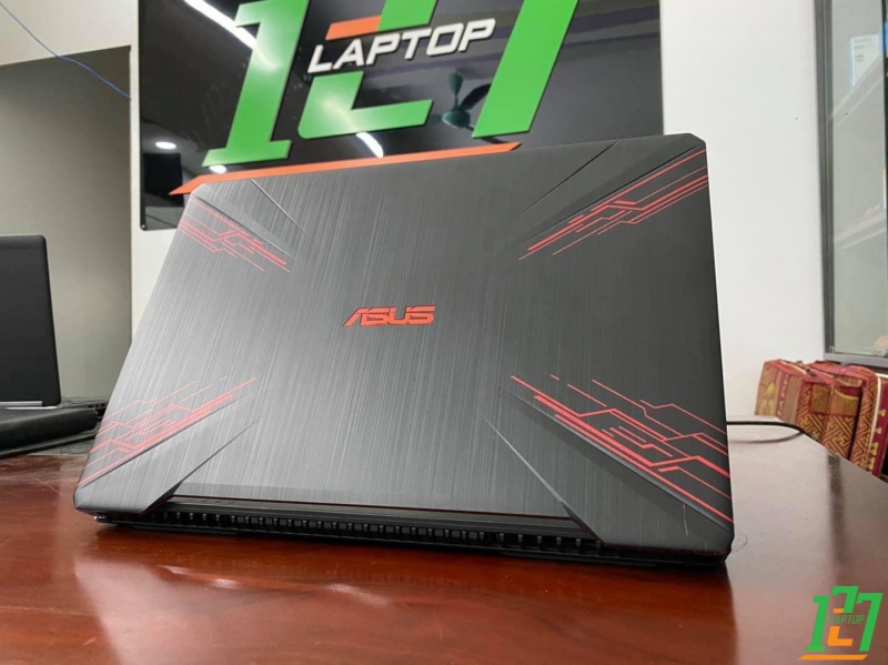 ASUS GAMING FX504