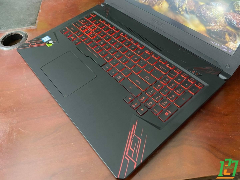 ASUS GAMING FX504 thumb