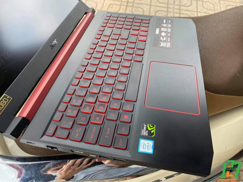 ACER NITRO5 2019 thumb