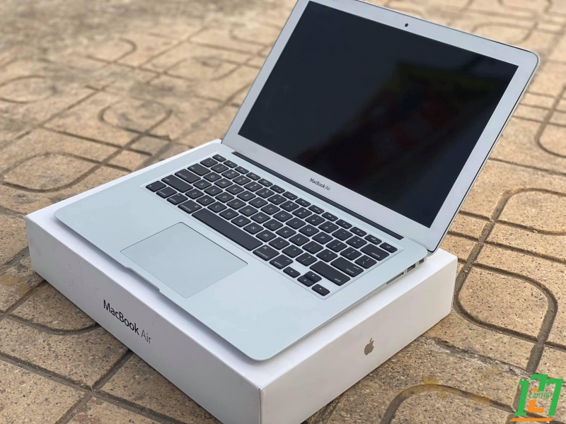 MACBOOK AIR 2016 13'' thumb