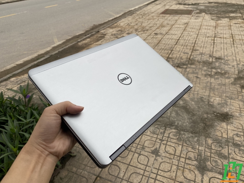 DELL LATITUDE E7440 I5