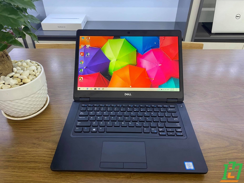 DELL LATITUDE E5490 thumb