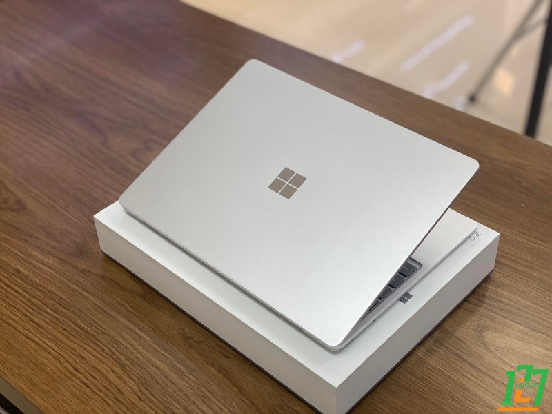 Laptop Microsoft Surface Go i5
