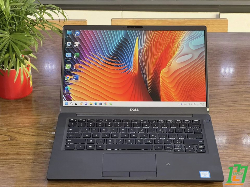 Dell Latitude 7400 thumb
