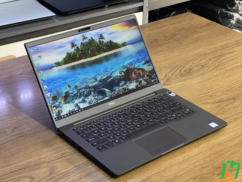 Dell Latitude 7300 Carbon US 99% thumb