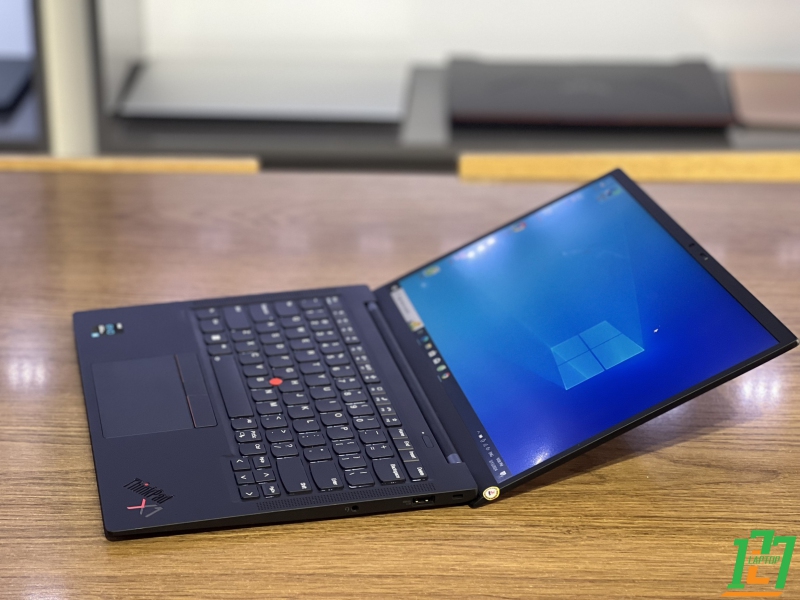 Thinkpad X1 Gen 9 New 99% thumb