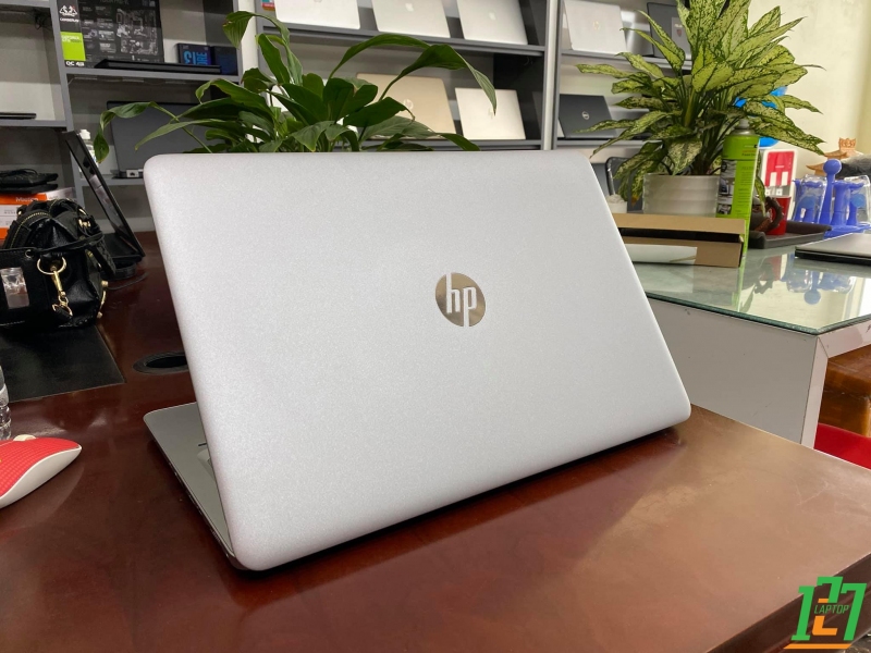 HP ELITEBOOK 850 G3-I7