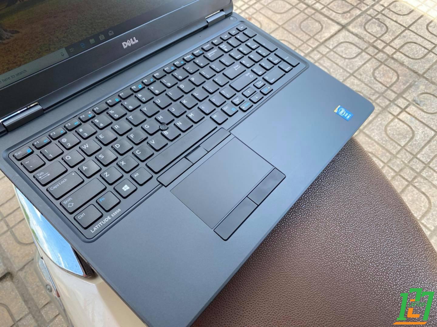 DELL LATITUDE E5550