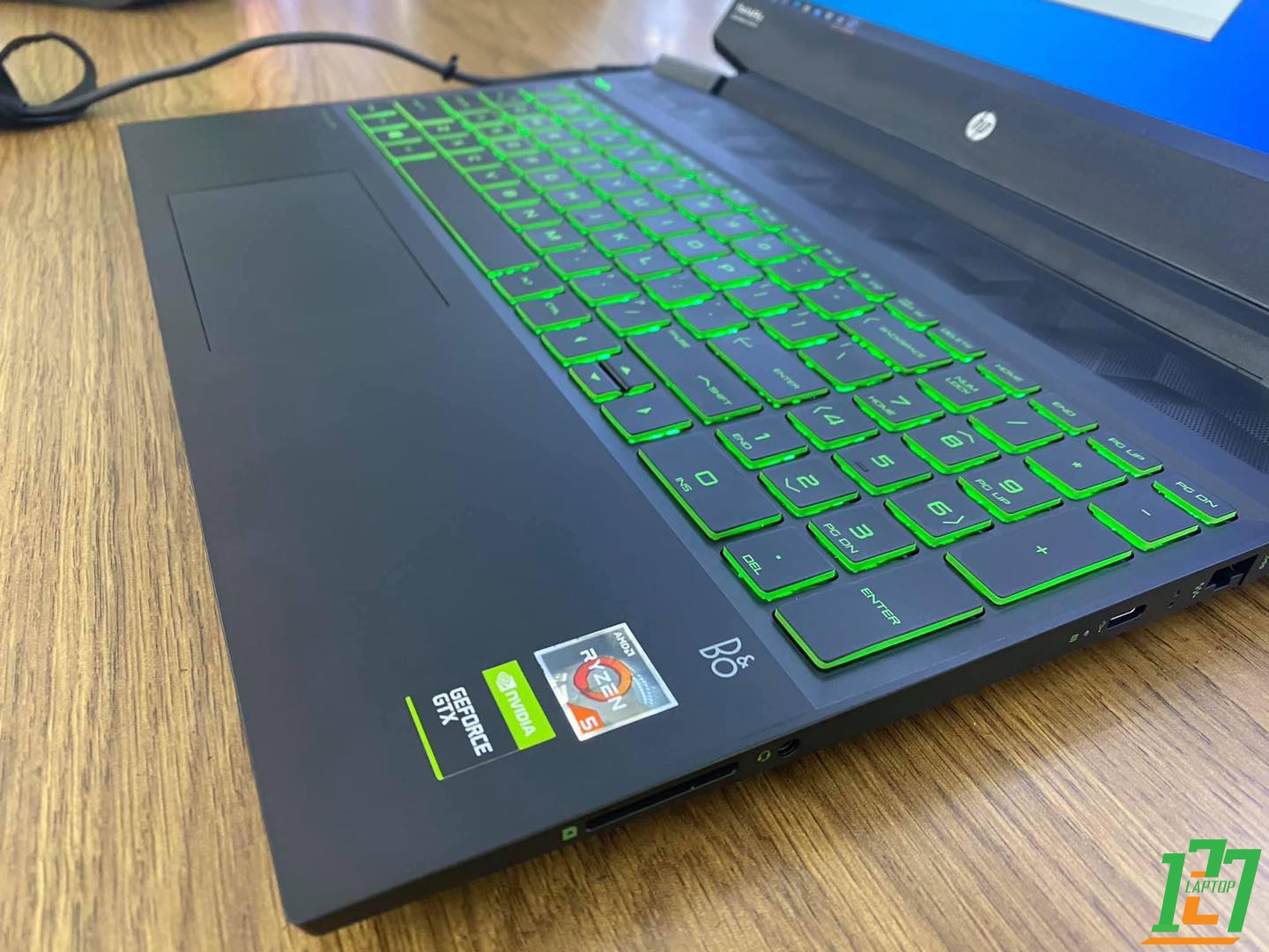 HP GAMING 15