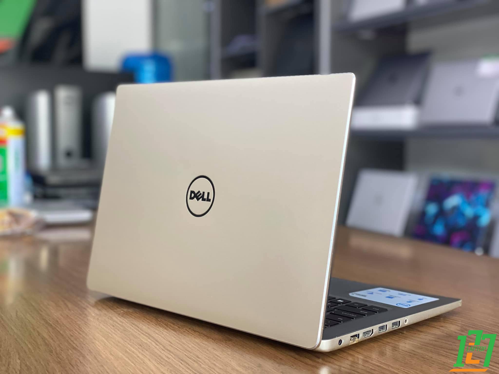 DELL INSPIRON GOLD 7460