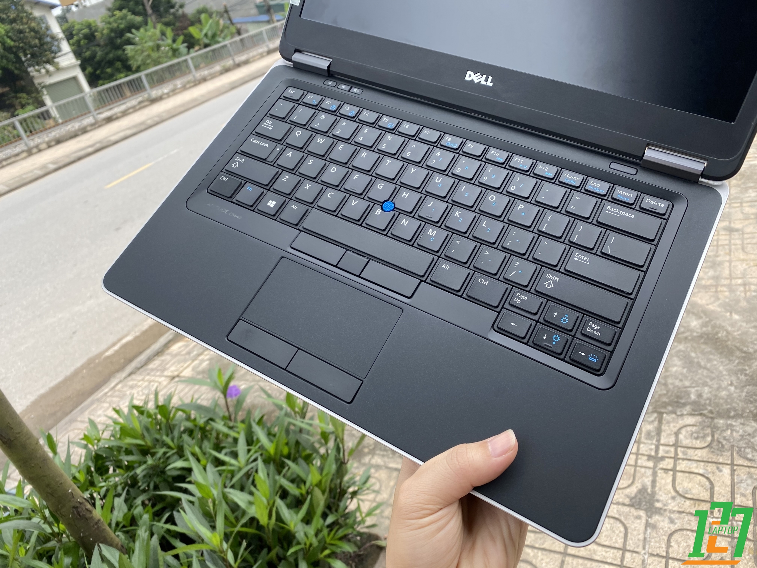 DELL LATITUDE E7440 I5