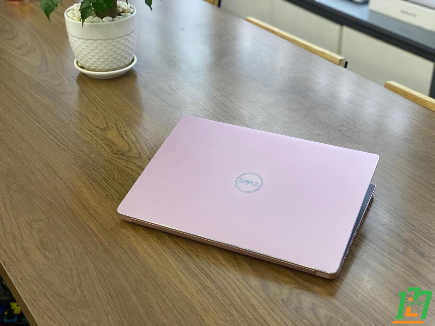 DELL Inspiron N7472