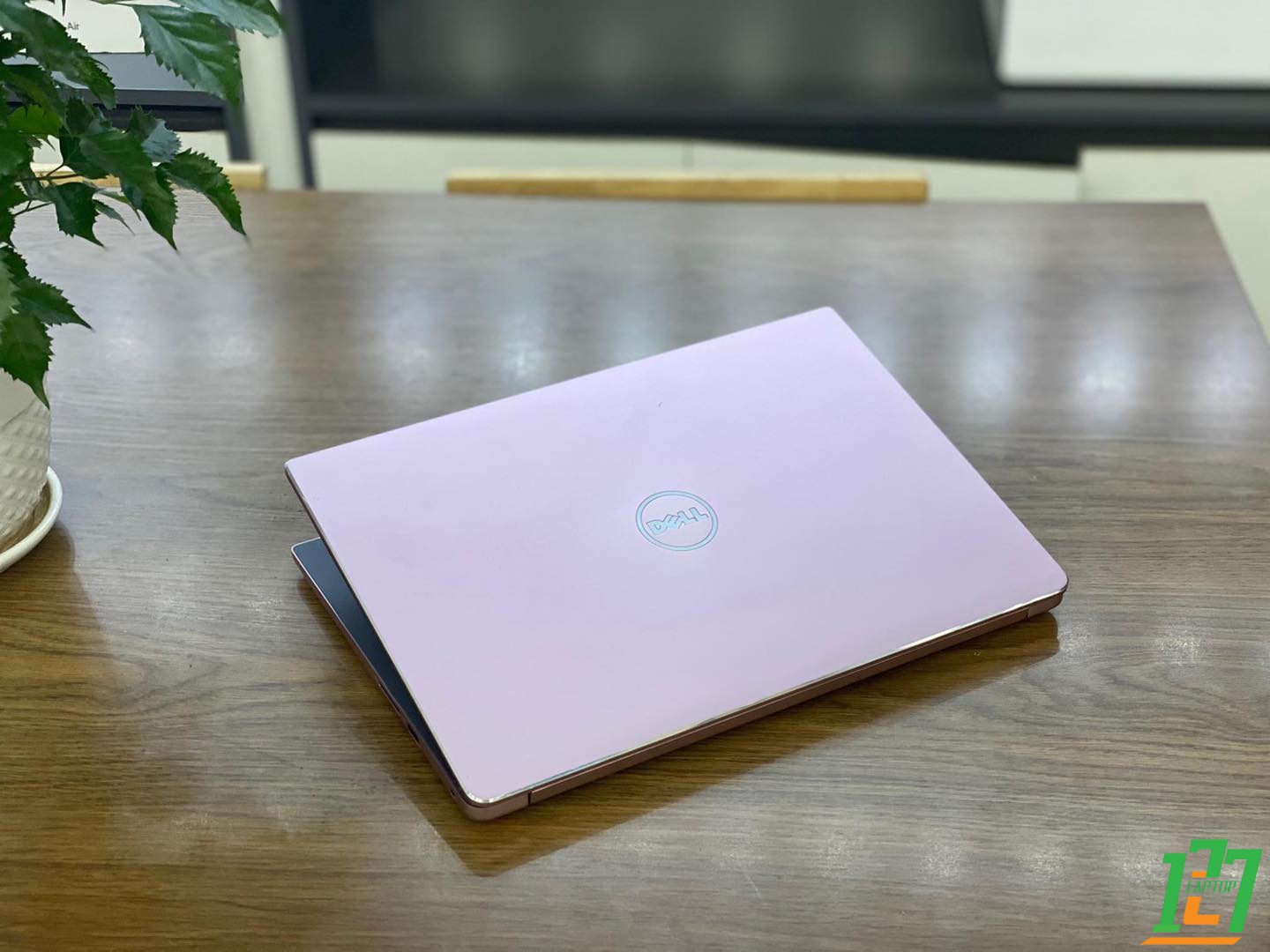 DELL Inspiron N7472