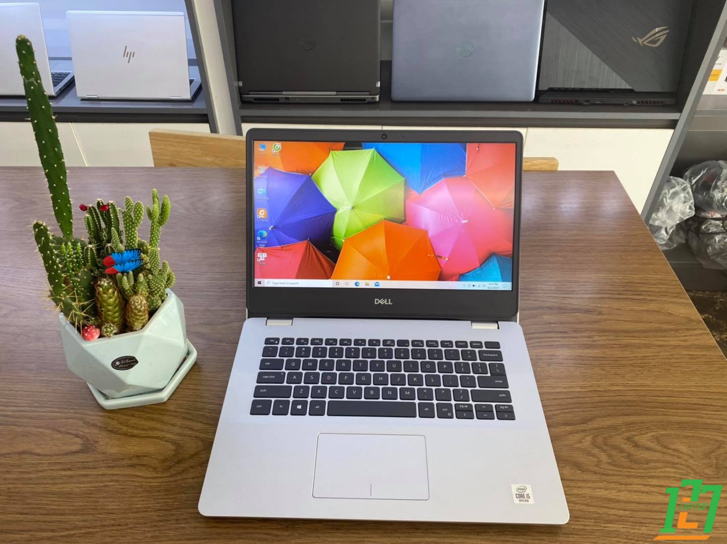 DELL INSPIRON 5493