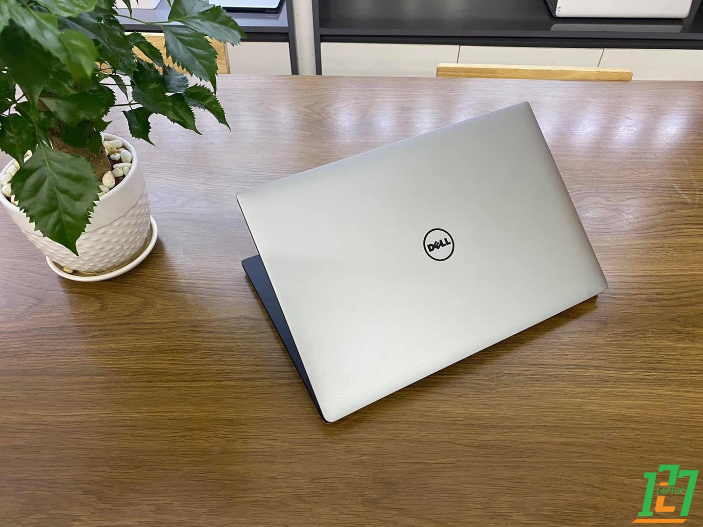 DELL Precision 5520