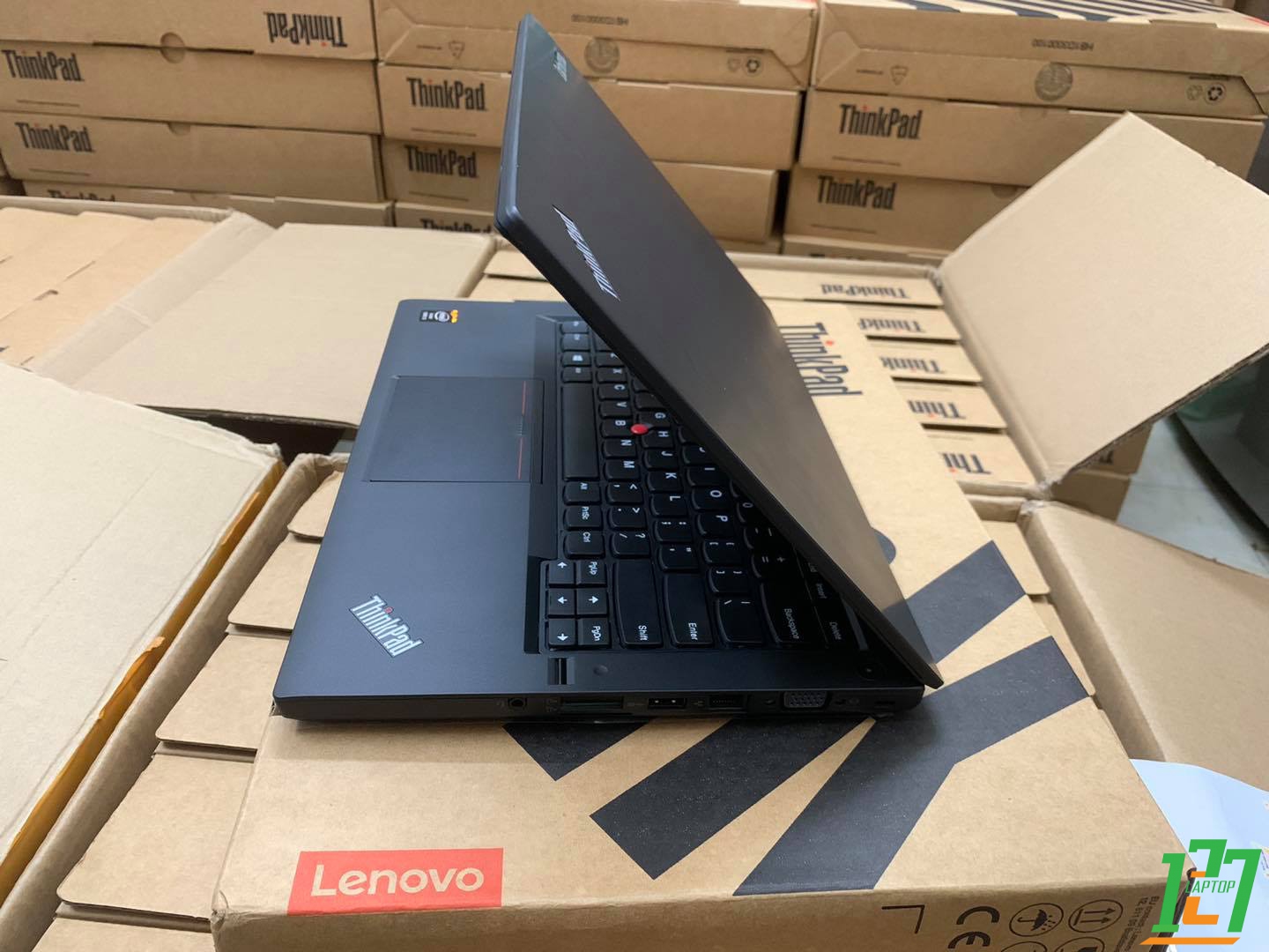 LENOVO Thinkpad T440S like new fullbox