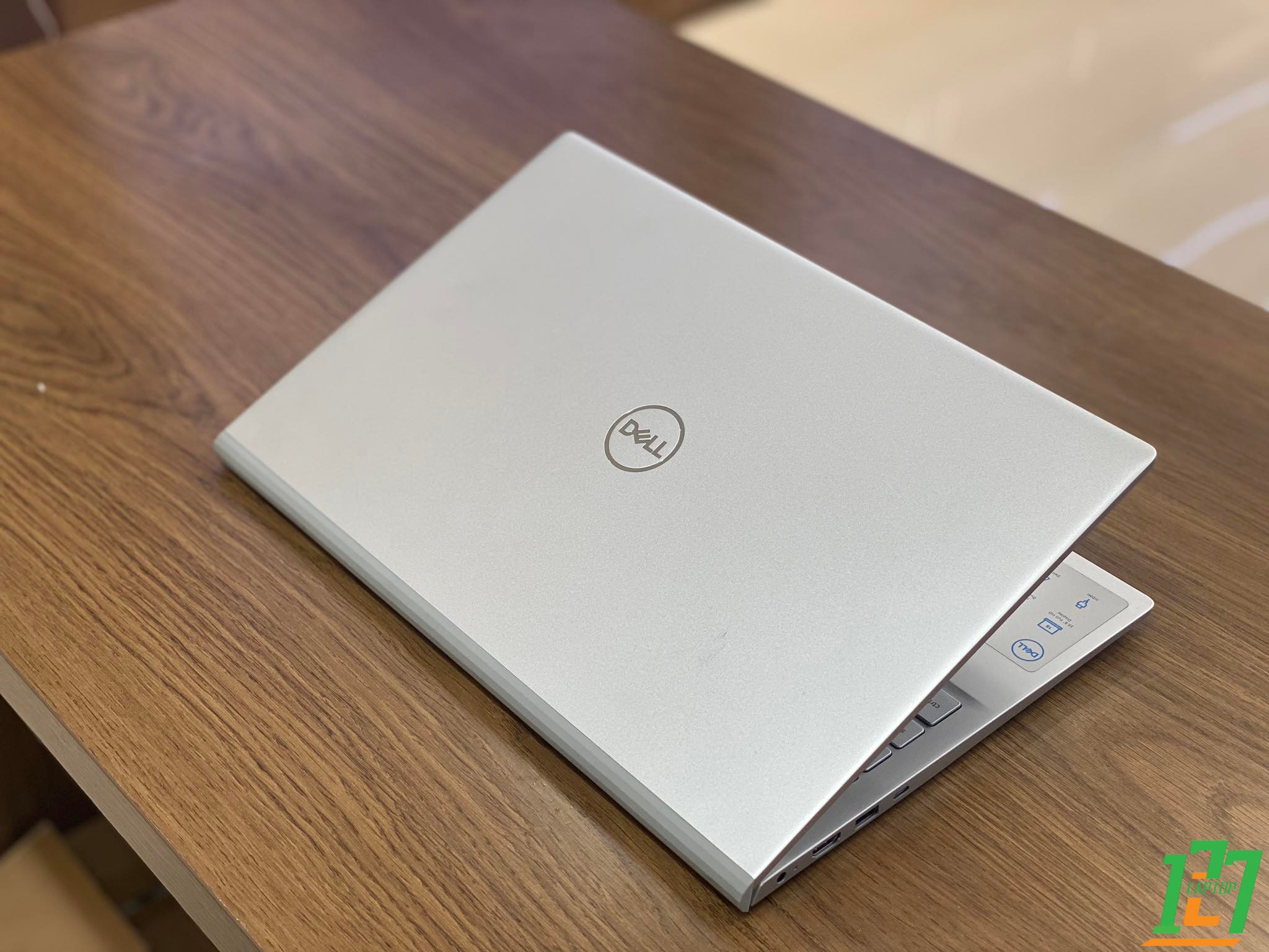 Dell Inspiron 5502