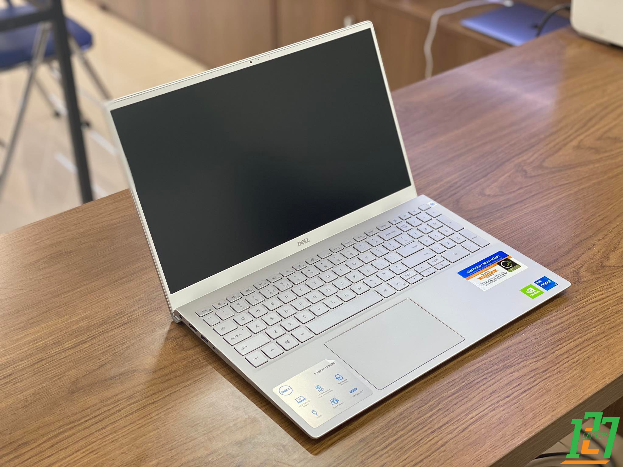 Dell Inspiron 5502