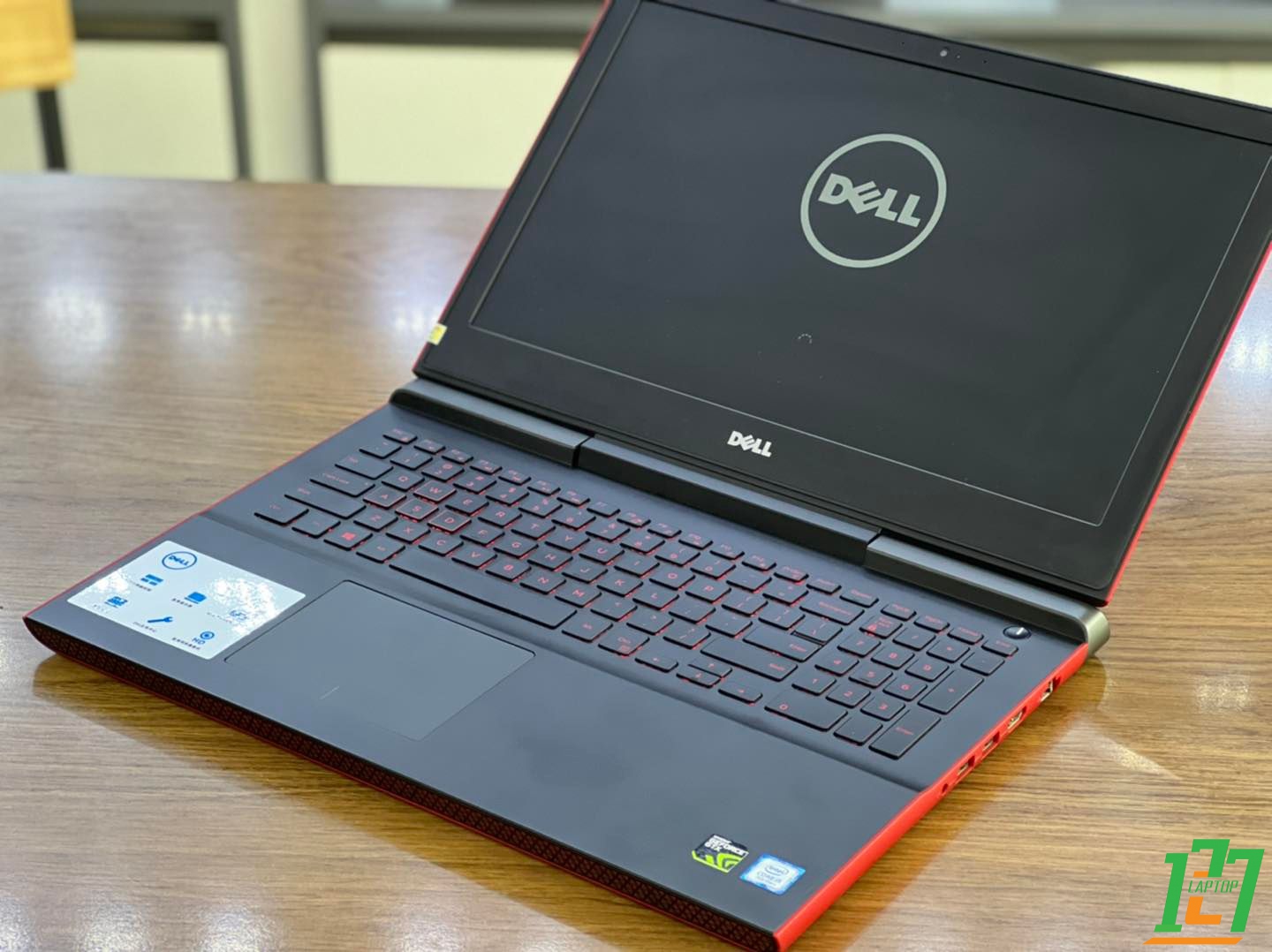 DELL GAMING N7567