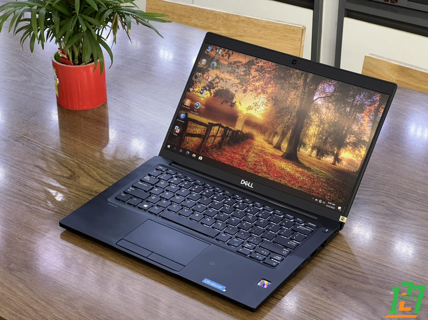 DELL LATITUDE E7390 i5