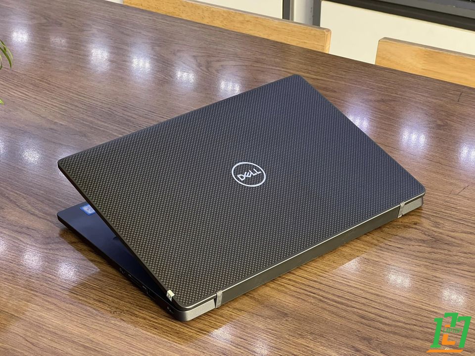 Dell Latitude 7400