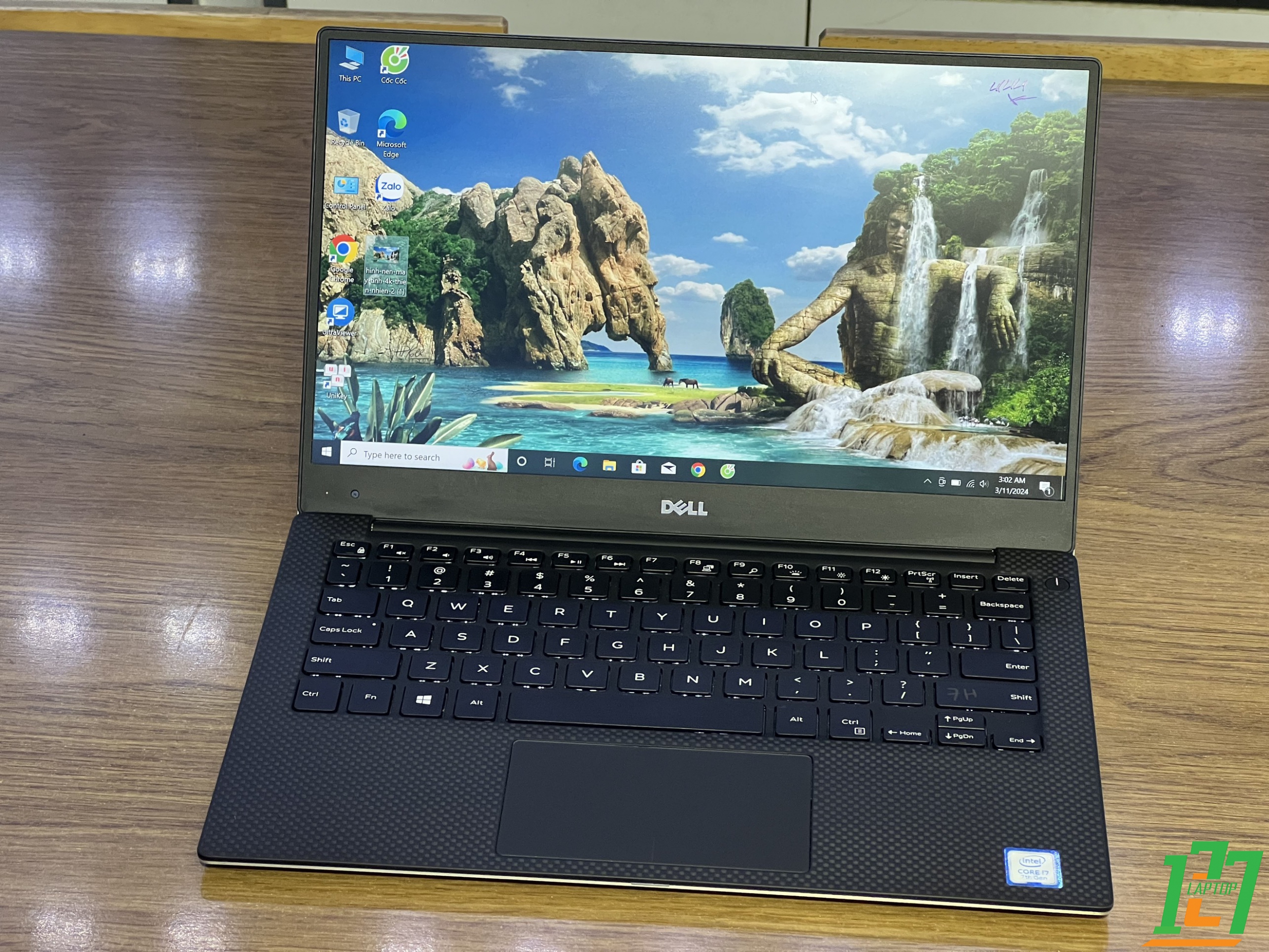 Dell XPS 9360 i7