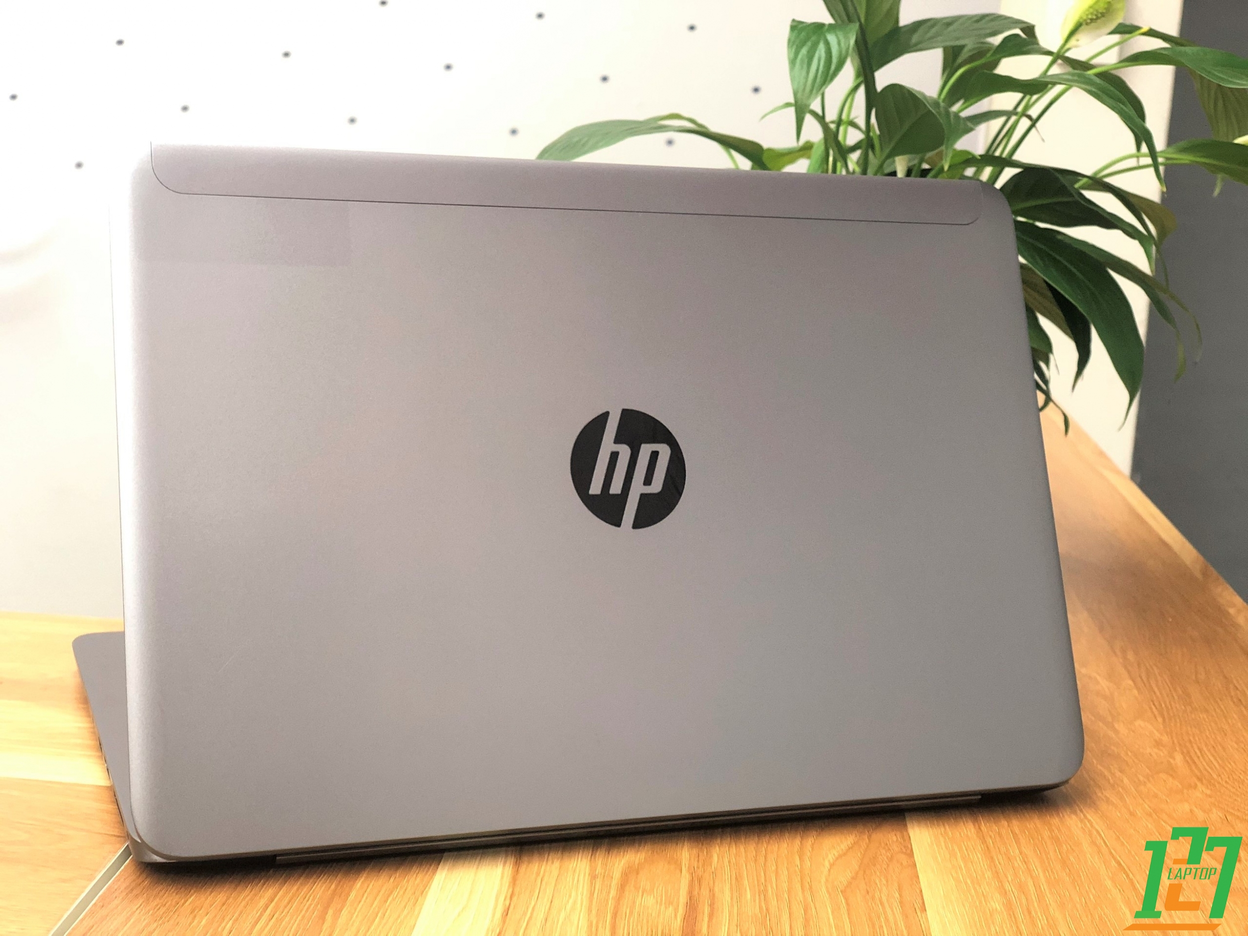 HP ELITEBOOK 1040-G1