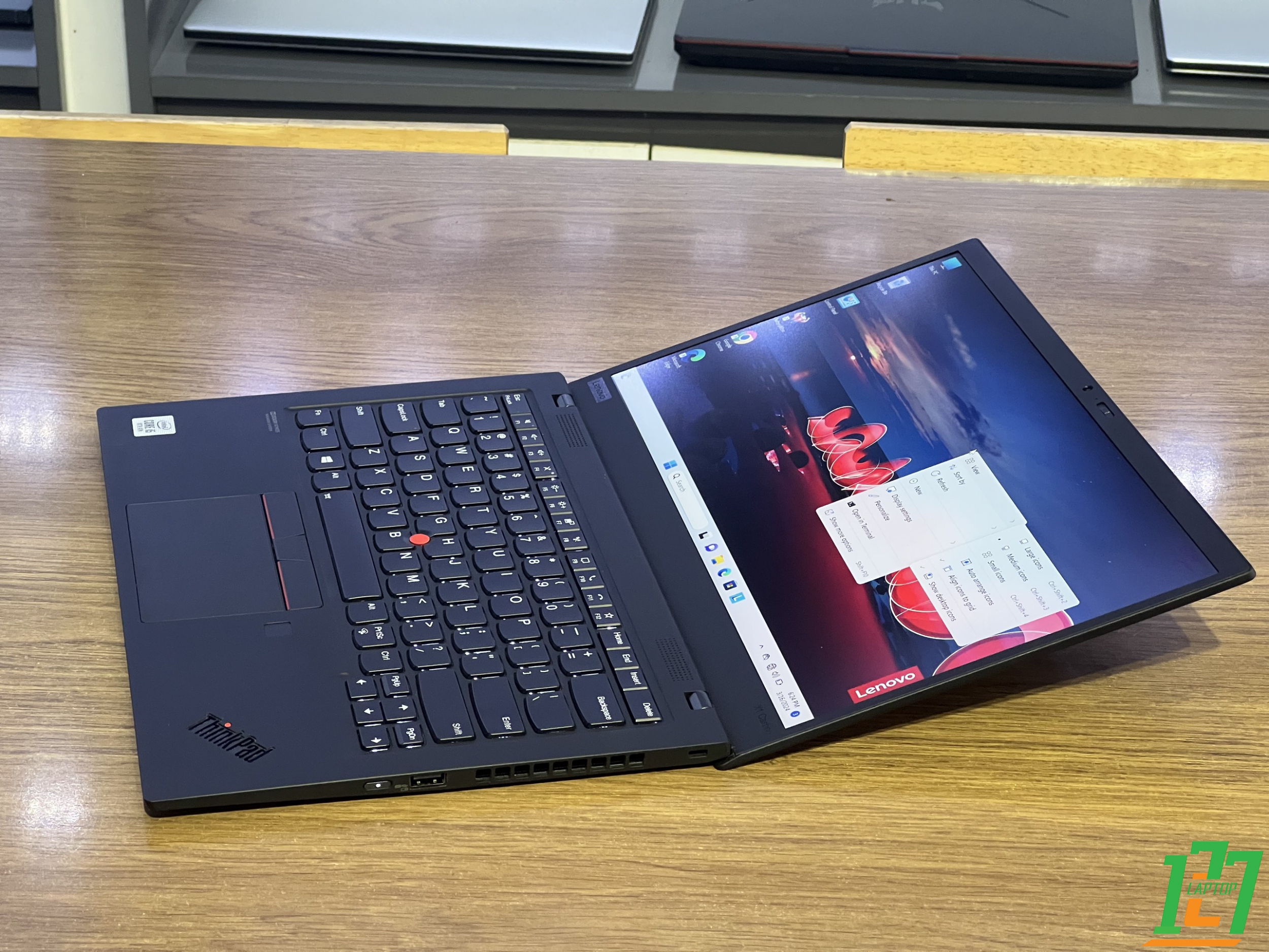 Thinkpad X1 Carbon Gen 8 New 99%